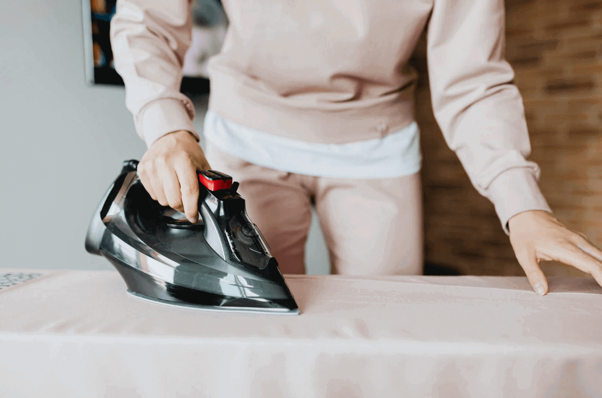 fashion blogger using small appliance